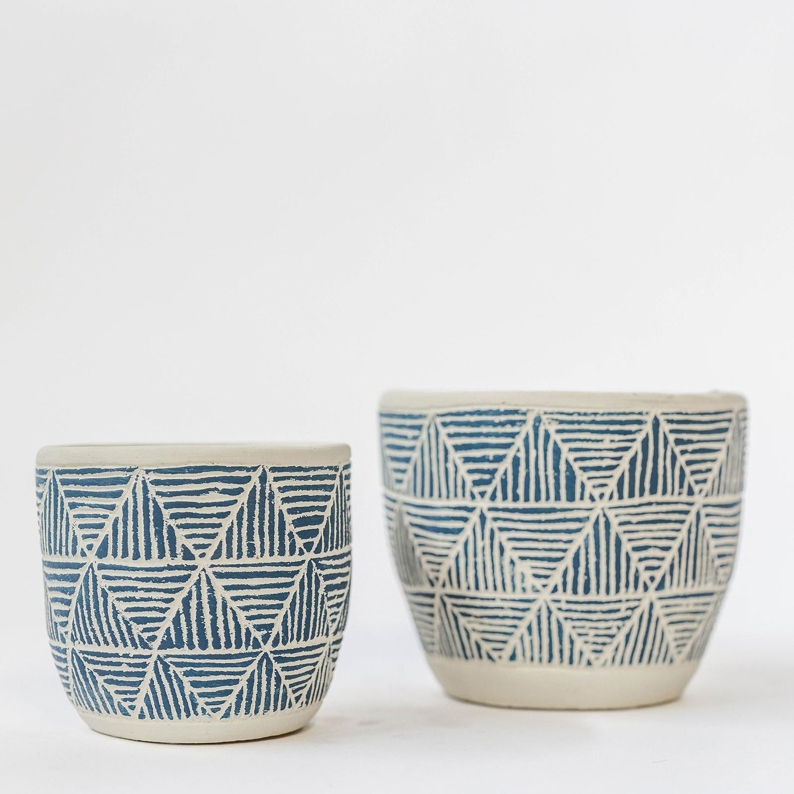 Cache-pot motifs triangles