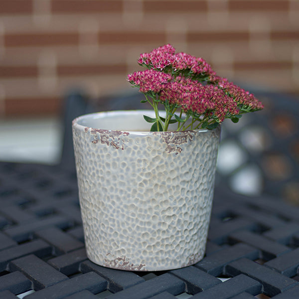 Textured plant pot